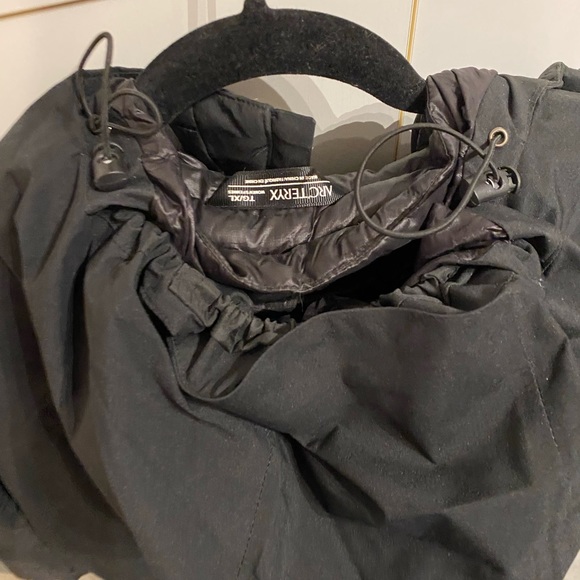 Arc’teryx insulated parka, size X-large - Picture 4 of 8